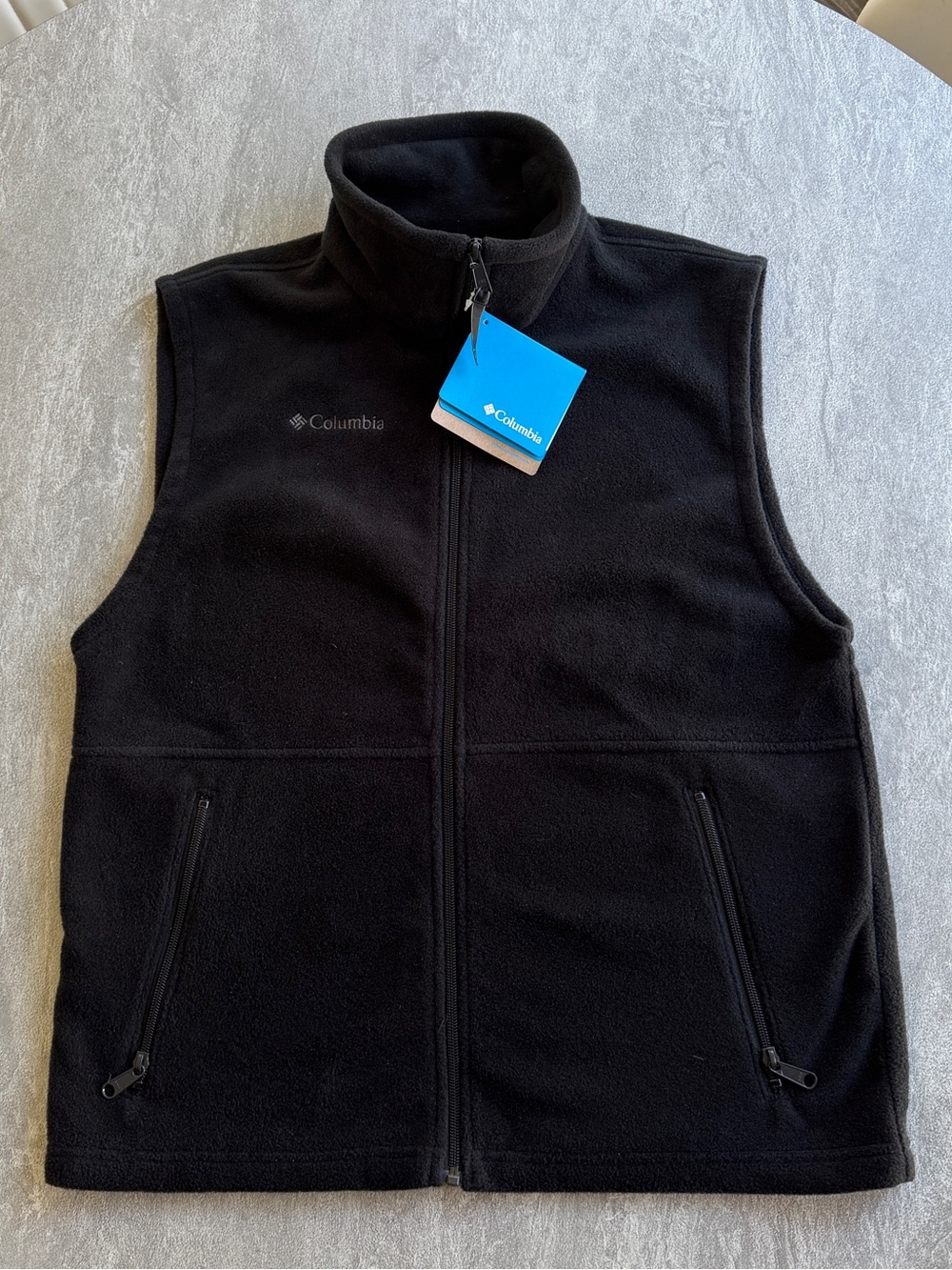 Brand new NWT BRAND NEW W/ TAGS Columbia Sportswear black fleece vest M